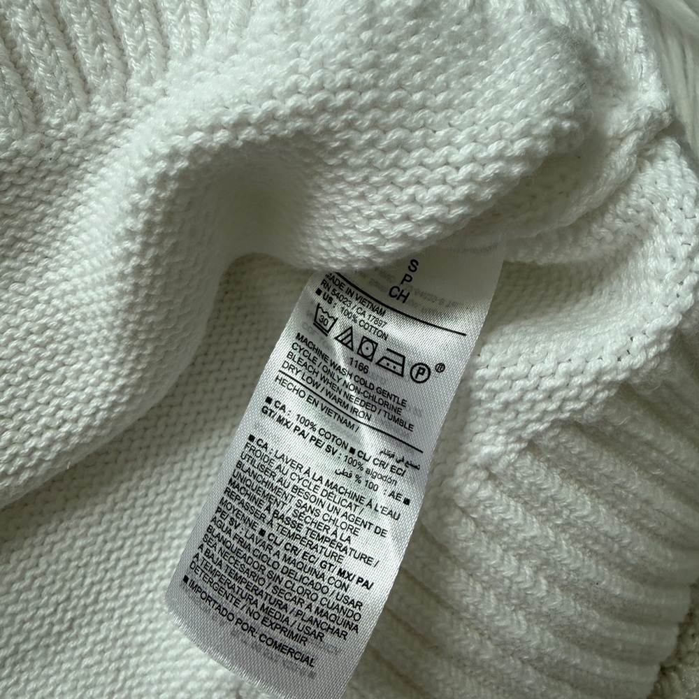 Old Navy Crewneck American Flag Sweater in Magnolia White 100% Cotton - Picture 4 of 7
